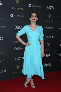 Anna Chlumsky feet photo thumbnail