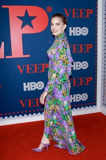 Anna Chlumsky feet photo thumbnail