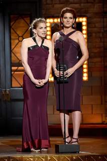Anna Chlumsky feet photo thumbnail