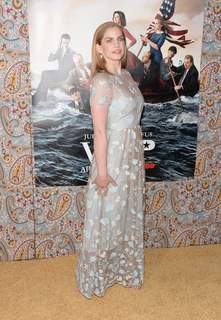 Anna Chlumsky feet photo thumbnail