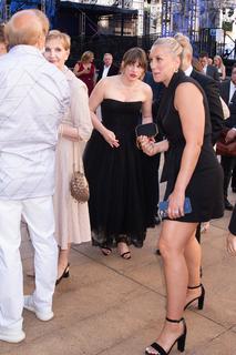 Anna Chlumsky feet photo thumbnail