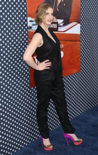 Anna Chlumsky feet photo thumbnail