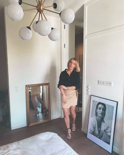 Anna Dec feet photo 5