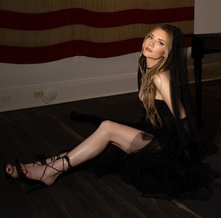 Anna Delvey Sorokin feet photo 12