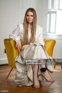Anna Delvey Sorokin feet photo 19