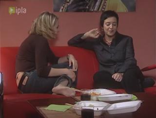 Anna Dereszowska feet photo thumbnail