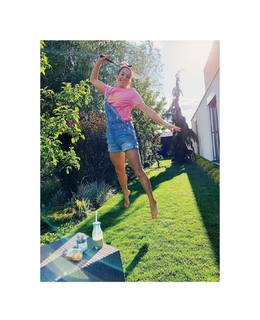 Anna Dereszowska feet photo thumbnail