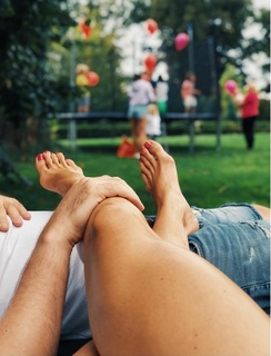 Anna Dereszowska feet photo thumbnail