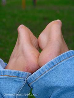 Anna Dreamfeet feet photo thumbnail