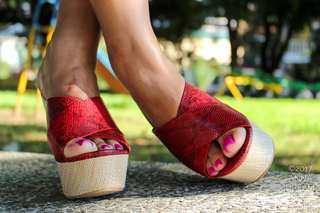 Anna Dreamfeet feet photo thumbnail