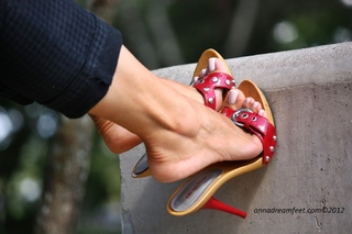 Anna Dreamfeet feet photo thumbnail
