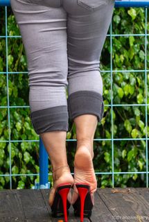 Anna Dreamfeet feet photo thumbnail