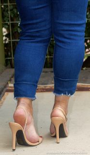 Anna Dreamfeet feet photo 8
