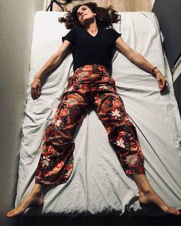 Anna Drijver feet photo 11
