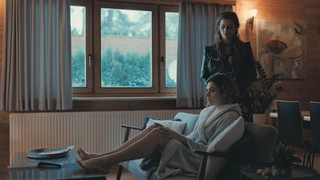 Anna Drijver feet photo 8