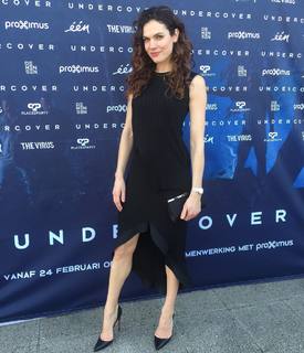 Anna Drijver feet photo 11