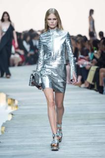 Anna Ewers feet photo 3