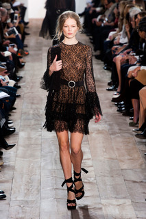 Anna Ewers feet photo 8