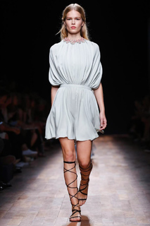 Anna Ewers feet photo 14
