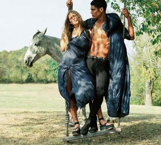 Anna Ewers feet photo 9