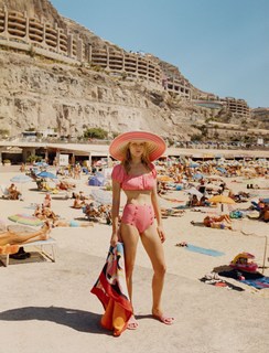 Anna Ewers feet photo 4