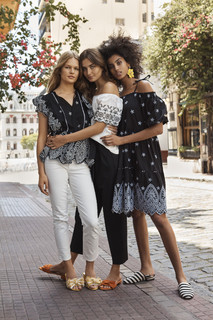 Anna Ewers feet photo 9