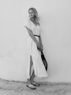 Anna Ewers feet photo 17