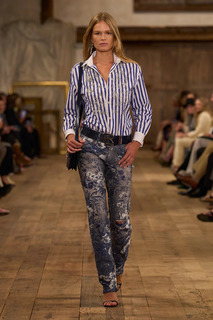 Anna Ewers feet photo 4
