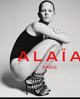 Anna Ewers feet photo 1