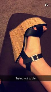 Anna Faith feet photo 9