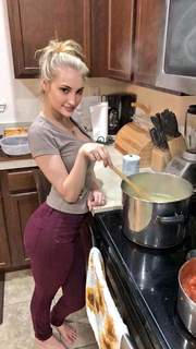 Anna Faith feet photo 8
