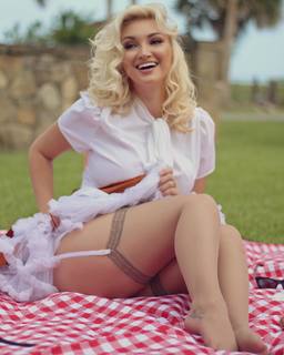 Anna Faith feet photo 16