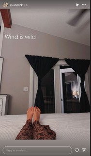 Anna Faith feet photo 1