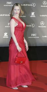Anna Falchi feet photo thumbnail