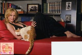 Anna Falchi feet photo thumbnail