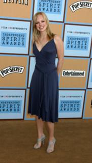 Anna Faris feet photo thumbnail