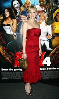 Anna Faris feet photo thumbnail