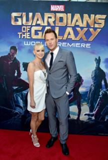 Anna Faris feet photo thumbnail