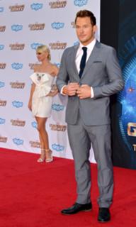Anna Faris feet photo thumbnail