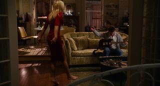 Anna Faris feet photo thumbnail
