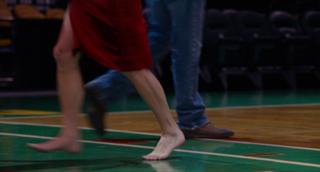 Anna Faris feet photo thumbnail