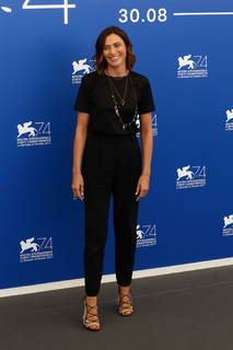 Anna Foglietta feet photo 18