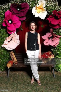 Anna Foglietta feet photo 8