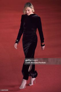 Anna Foglietta feet photo 7
