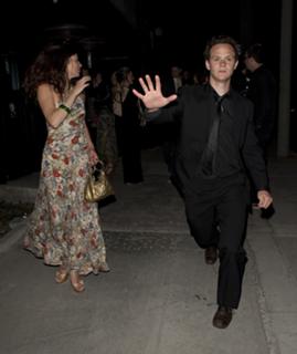 Anna Friel feet photo thumbnail