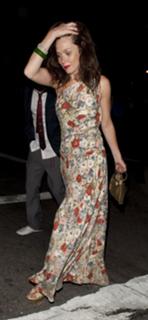 Anna Friel feet photo thumbnail
