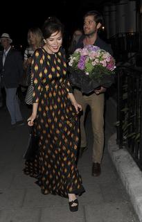 Anna Friel feet photo thumbnail
