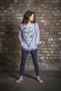 Anna Friel feet photo thumbnail