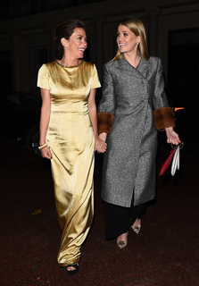 Anna Friel feet photo thumbnail