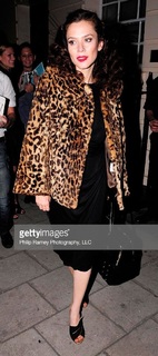Anna Friel feet photo thumbnail